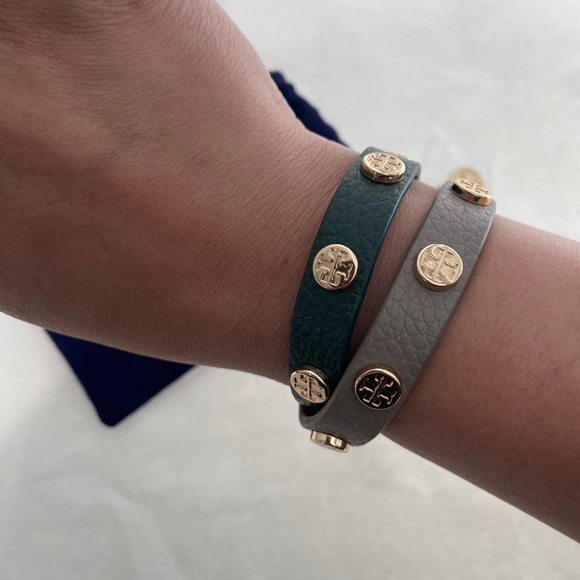 Tory Burch Wrap around two tone bracelet! Leather - Picture 6 of 9